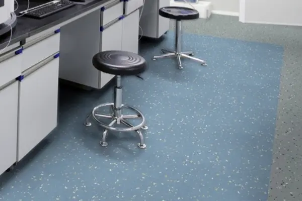 Laboratory antistatic floor